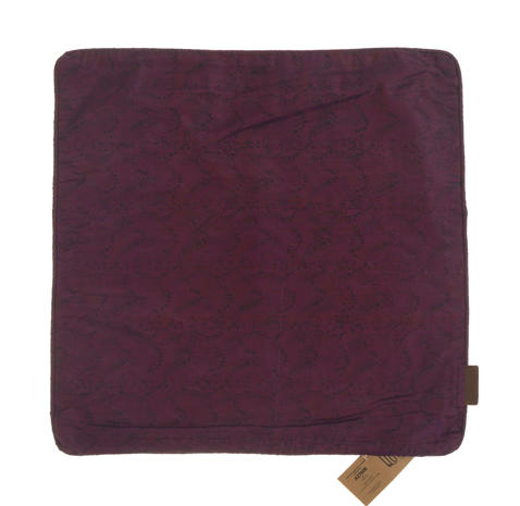 Seidenkissenbezug 50x50 cm in Blau mit feinen Rosenmotiven in Kontur und Boho-Vintage-Stil, ethnischer Sari-Kissenbezug mit gemustertem Stoff
