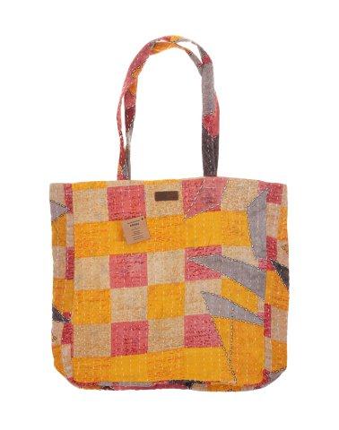 Håndlavet gul og lyserød patchwork-taske med udsmykket stofdesign og skulderstropper