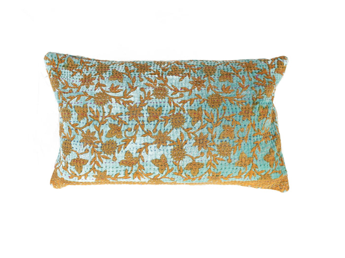 Unikt sari pudebetræk 30x50 i rustorange, sand og beige med vintage indisk orientalsk mønster i boho stil (saripuder)