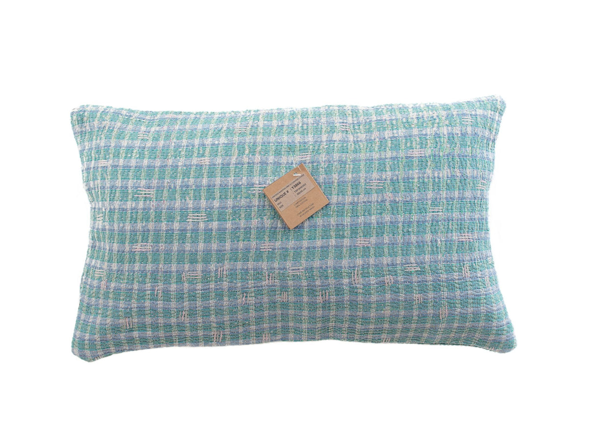 Blåt og turkis indisk sari pudebetræk til saripude (30x50) med vintage boho boheme mønster og farverige broderidetaljer – unik upcycled indisk pudebetræk til sofa og lænestol