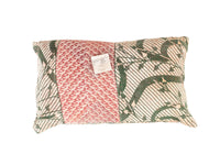 Sari-Kissenbezug 30x50 in Grün, Creme und Rot mit indischem/orientalischem Muster und Blumen - einzigartiges Sari-Kissen im Boho- und Vintage-Stil (indischer Kissenbezug)