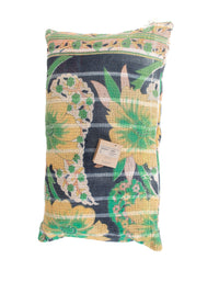 Sari pudebetræk 30x50 i boho og vintage stil med farverige blomster- og dyremotiver i grøn, gul, grå og orange med dekorative striber og etniske detaljer