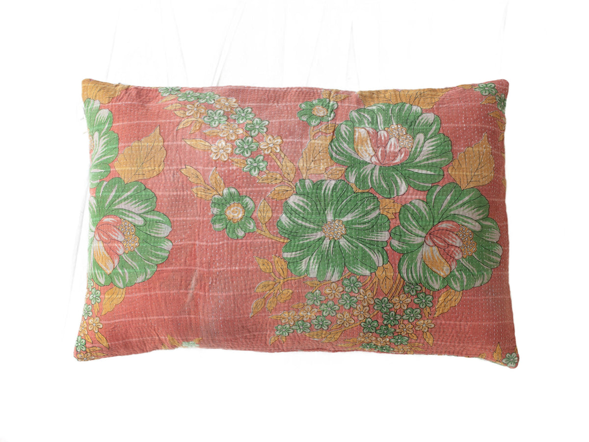 Farverigt indisk sari pudebetræk 60x40 med boheme orientalske mønstre i creme, gule, lilla og lyserøde nuancer (saripude/upcycled)