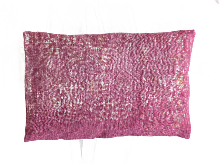 Sari pudebetræk 60x40 med hvid bund og turkis/blå striber og prikmønster – unik indisk boho saripude i vintage orientalsk stil, upcycled etnisk pudebetræk.