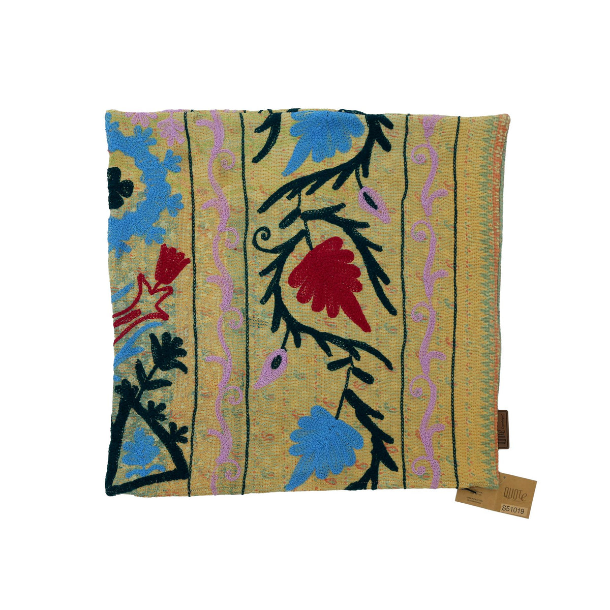 Boho-Kissenbezug im orientalischen Stil mit Suzani-inspirierten Blumen in Blau, Lila, Rot und Schwarz auf gelb-beigem Hintergrund mit vertikalen Mustern