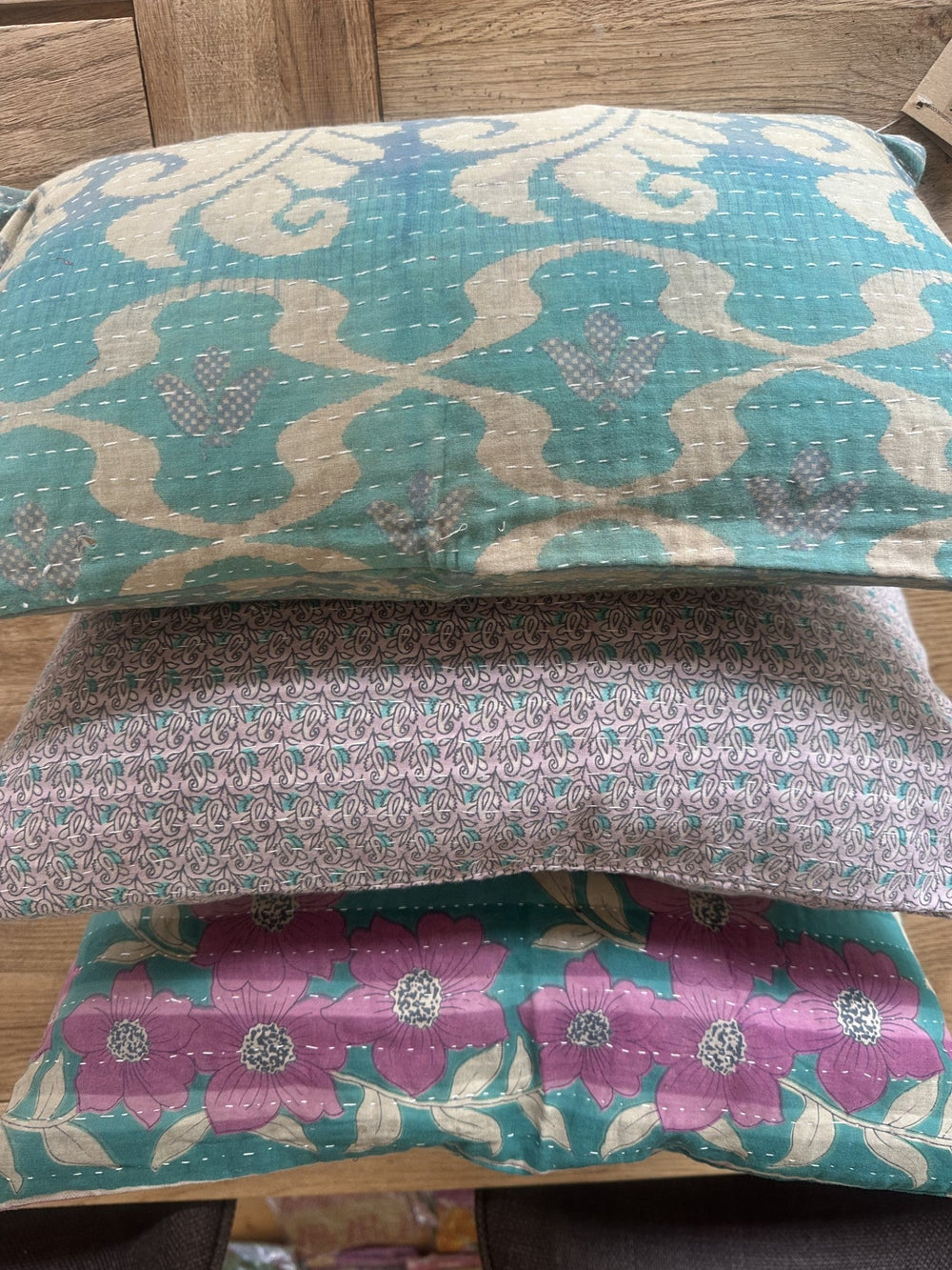 Kantha Trio 08 – 3 Sari pudebetræk 30×50 – Quote Copenhagen