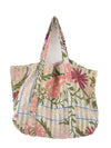 Suzani Vintage Beach dahinter
