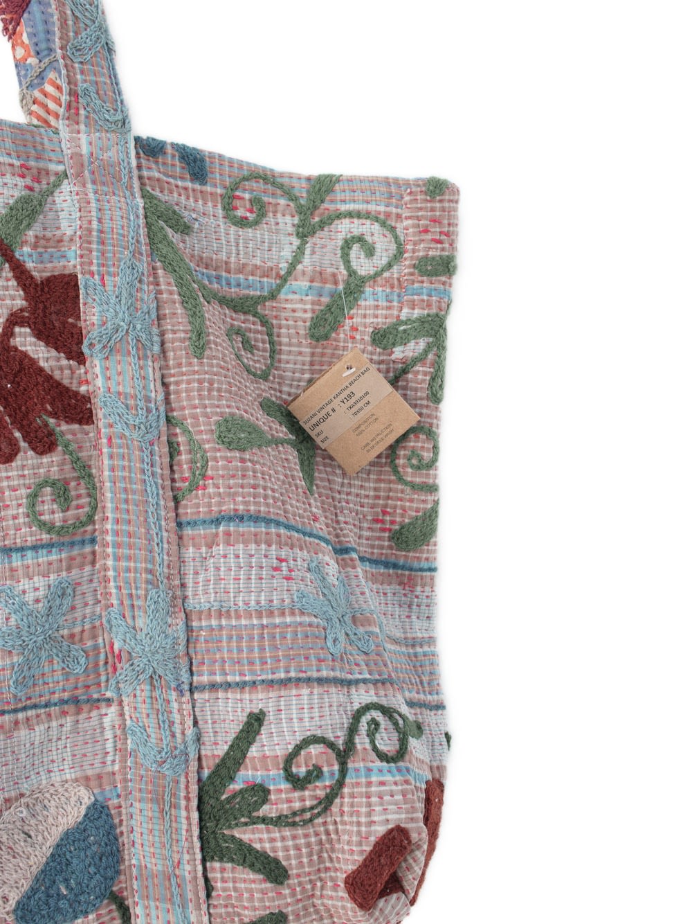 Suzani Vintage Beach dahinter