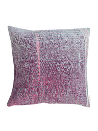 Sari pudebetræk 50x50 i vintage boho stil med farverigt lilla, pink og hvidt mønster, saripude/indisk pudebetræk i etnisk orientalsk design