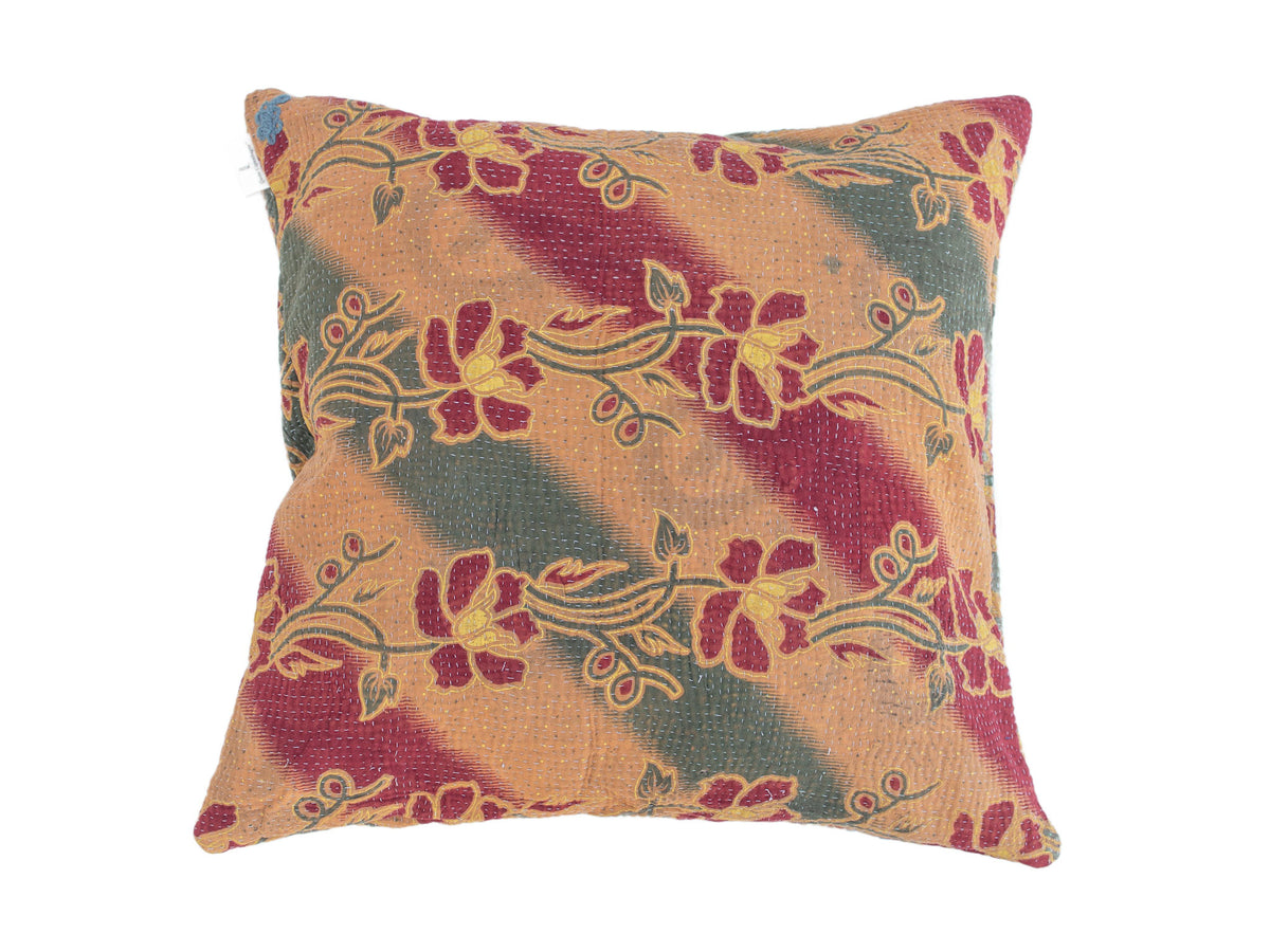 Sari pudebetræk 50x50 i vintage boho stil med farverige indiske mønstre i rød, brun og grøn samt gul detaljer (unik saripude)