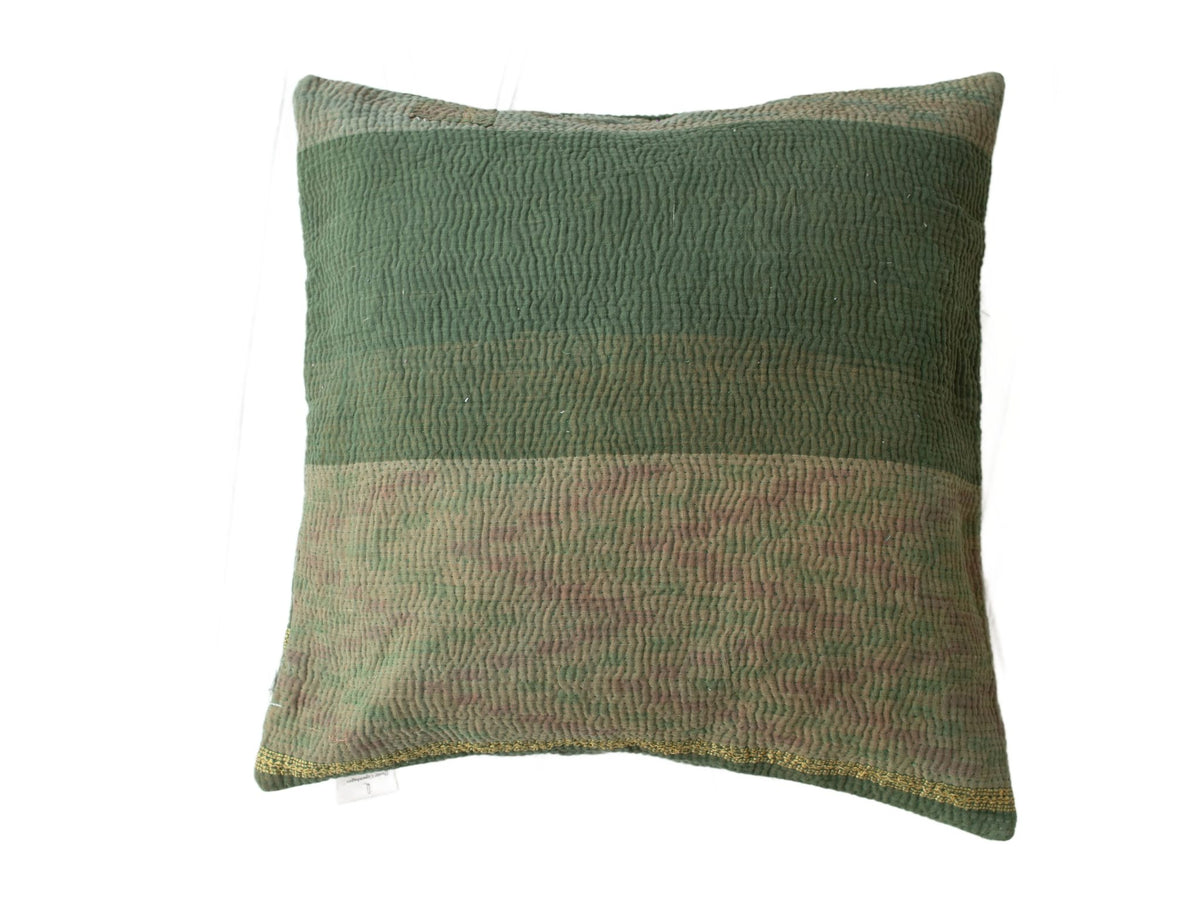 Sari pudebetræk 50x50 i mørkegrøn og støvet blå med vintage mønster og upcyclede detaljer, unika indisk indisk pudebetræk i boho/boheme stil